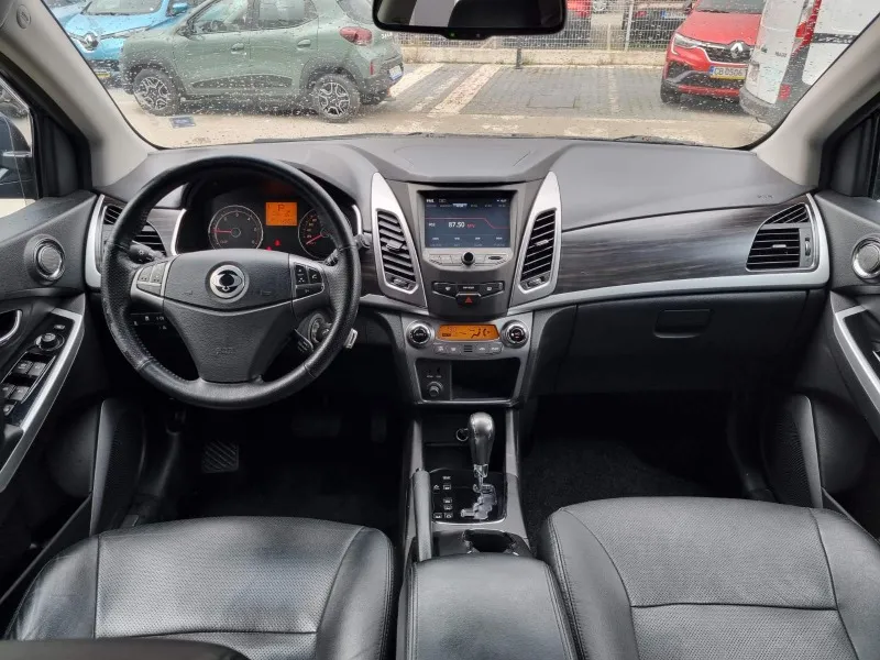 SsangYong Korando 2.2 дизел Image 7