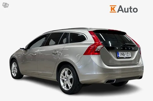 Volvo V60 D4 Momentum Business aut * Pa-Lämmitin / VOC / Digimittaristo / Navi / Nahat* Image 2