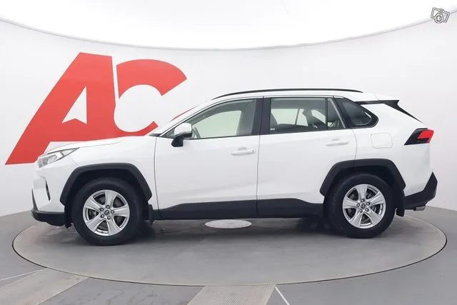 Toyota RAV4 2,0 VVT-iE Active Multidrive S - / Navi / Koukku / Tutkat / Lohkolämmitin / Toyota approved auto / Adaptiivinen cruise / Kamera / Image 2