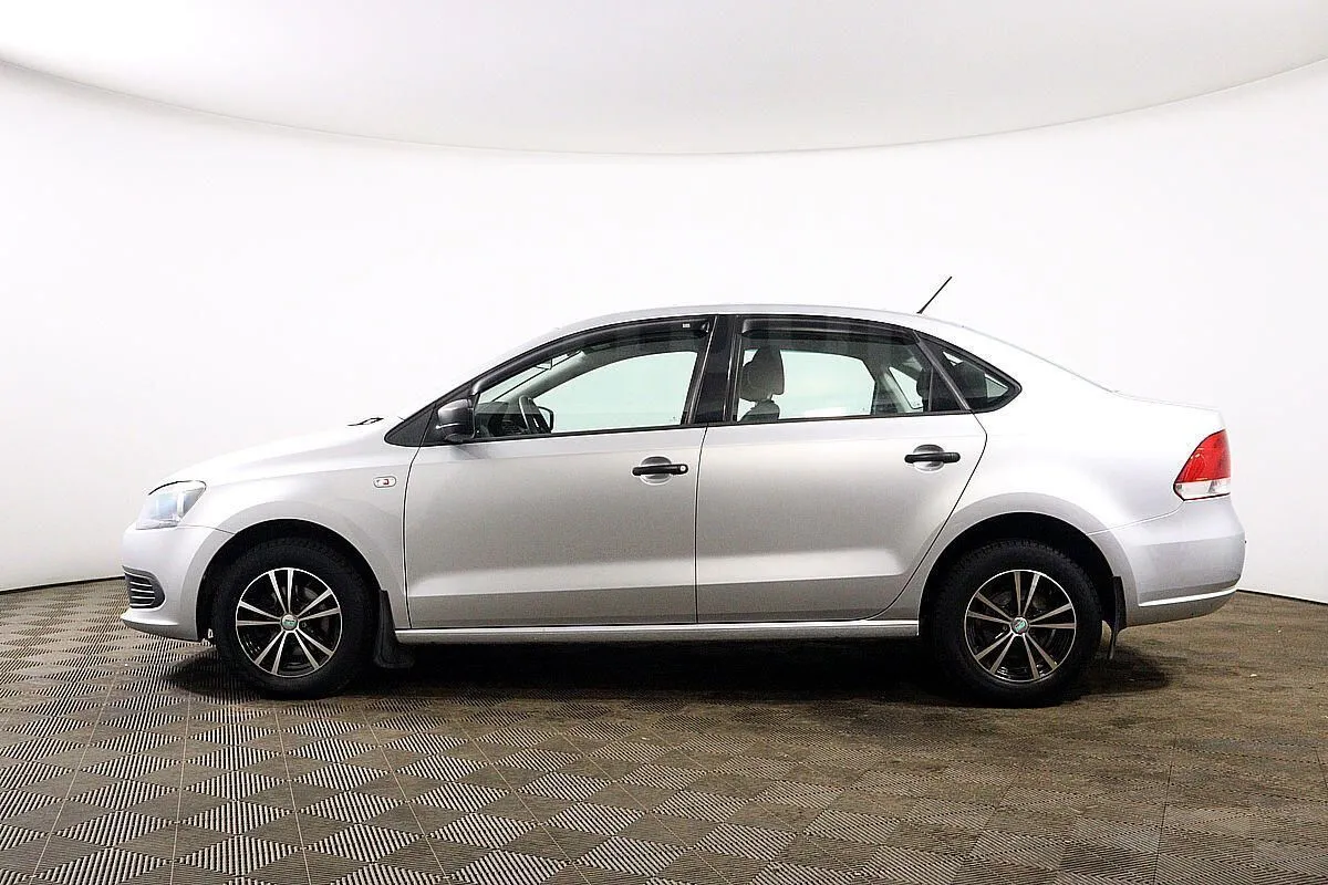 Volkswagen Polo Image 8