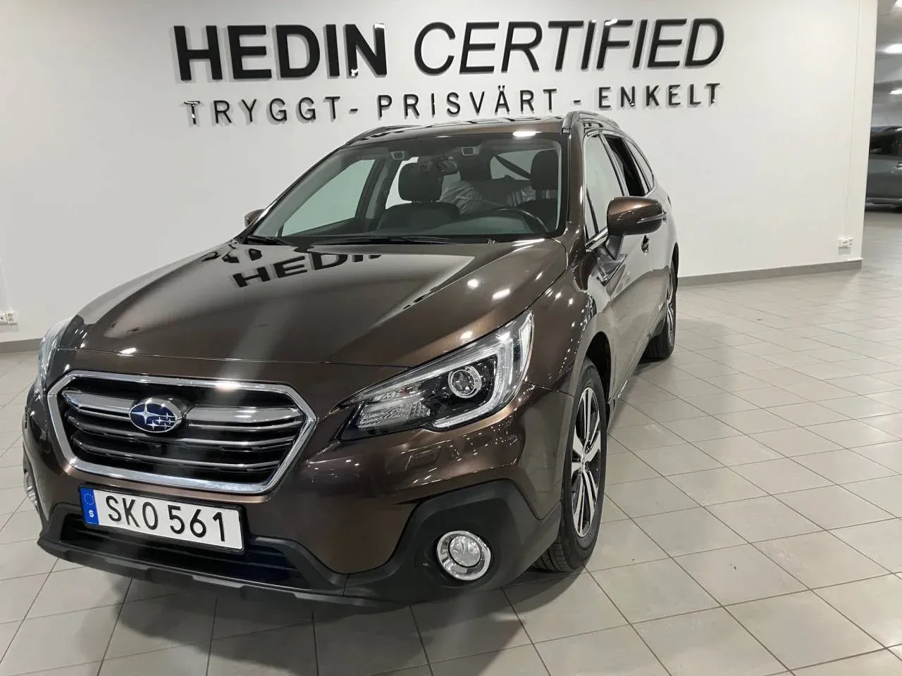 Subaru Outback 2.5 4WD Lineartronic. 175hk. SUMMIT Image 1